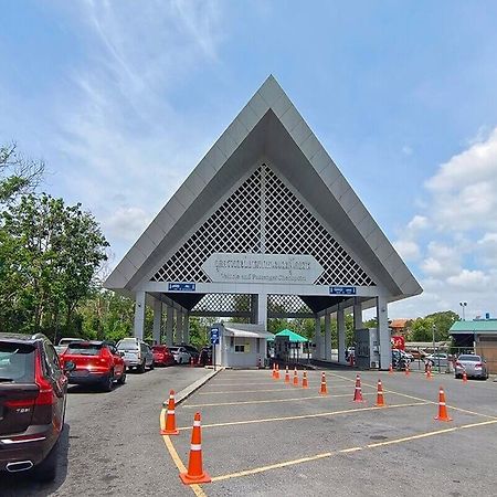The Ring Border Hotel บ้านคลองพรวน ภายนอก รูปภาพ